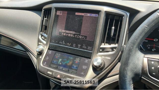 Toyota CROWN HYBRID 2013-09 8280938-4