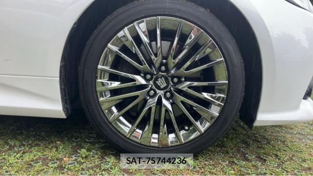Toyota CROWN HYBRID 2021-03 8281073-8