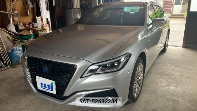 Toyota CROWN HYBRID 2018-11 8281368-0