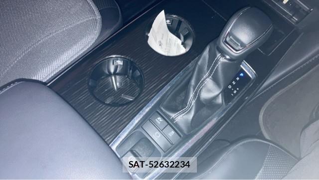 Toyota CROWN HYBRID 2018-11 8281368-14