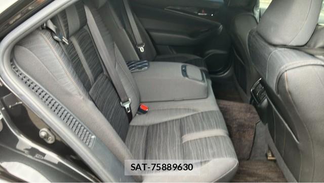Toyota CROWN HYBRID 2013-02 8281656-6