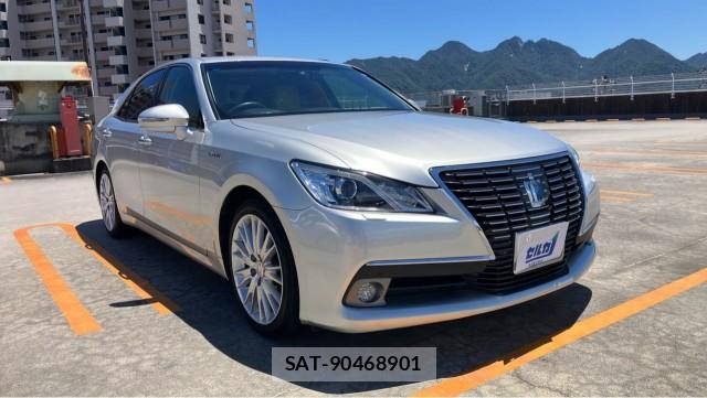 Toyota CROWN HYBRID 2013-03 8281702-11