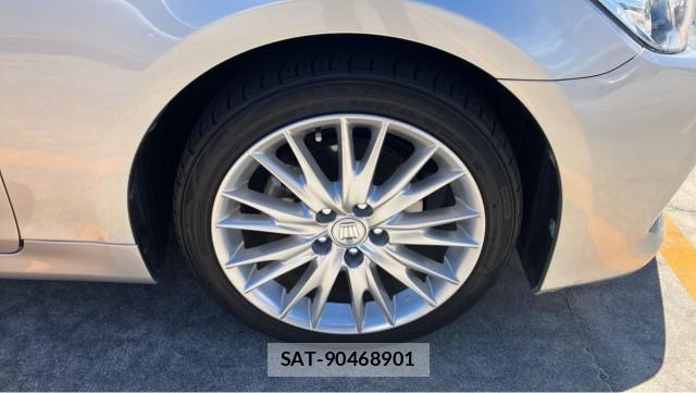 Toyota CROWN HYBRID 2013-03 8281702-8