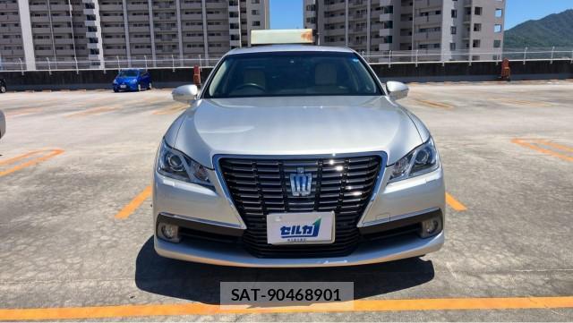 Toyota CROWN HYBRID 2013-03 8281702-9