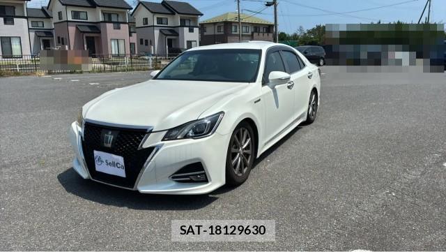 Toyota CROWN HYBRID 2016-04 8282044-11