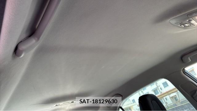 Toyota CROWN HYBRID 2016-04 8282044-15