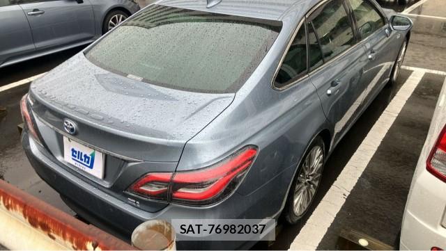 Toyota CROWN HYBRID 2018-06 8282379-12