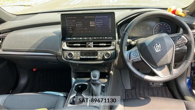 Toyota CROWN HYBRID 2021-06 8282463-2