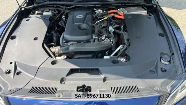 Toyota CROWN HYBRID 2021-06 8282463-7