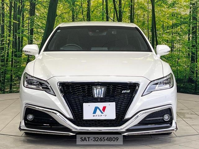 Toyota CROWN HYBRID 2019-03 8282657-13