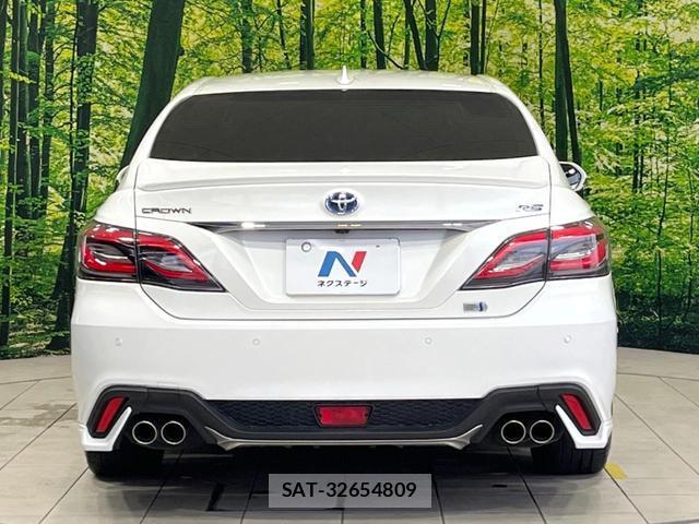 Toyota CROWN HYBRID 2019-03 8282657-14