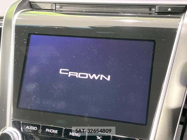Toyota CROWN HYBRID 2019-03 8282657-2