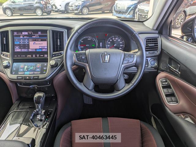 Toyota CROWN HYBRID 2013-05 8282694-17