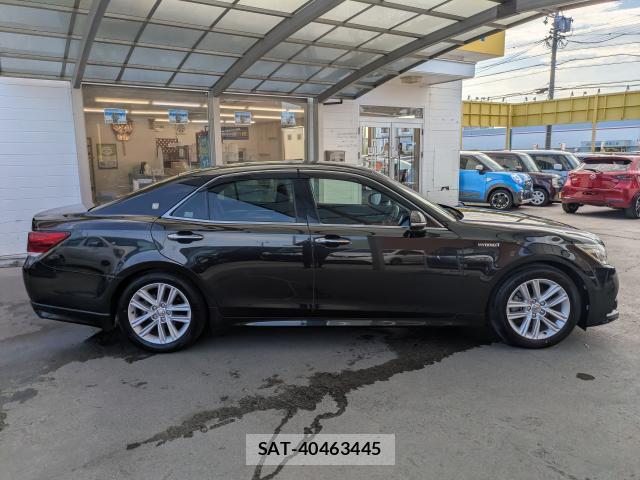 Toyota CROWN HYBRID 2013-05 8282694-3