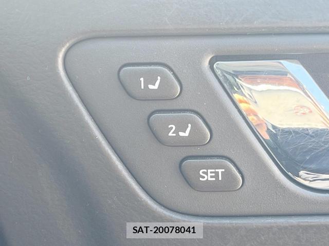 Toyota CROWN HYBRID 2010-09 8282851-6