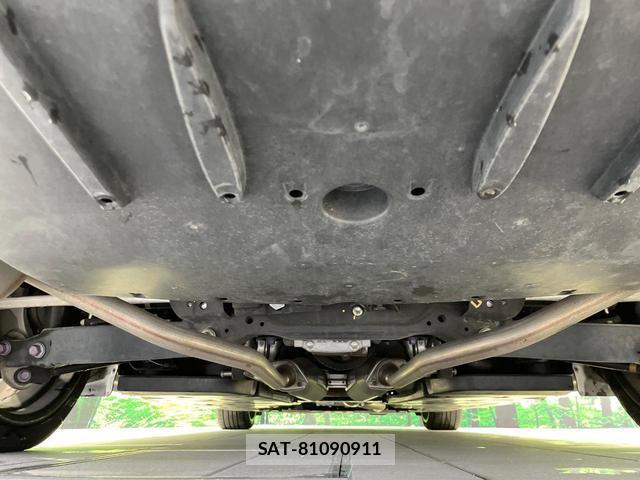 Toyota CROWN HYBRID 2019-02 8282953-18