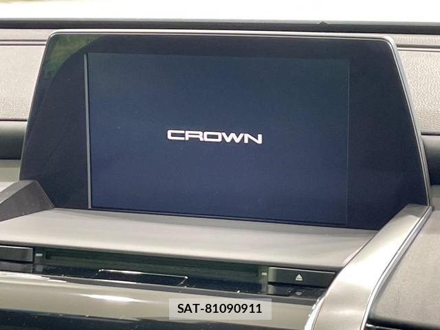 Toyota CROWN HYBRID 2019-02 8282953-2