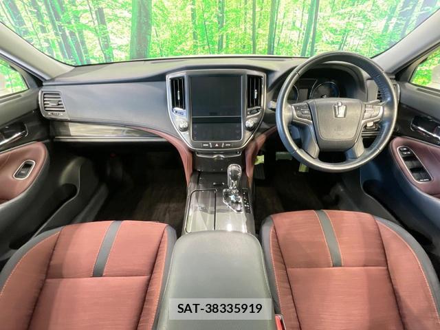 Toyota CROWN HYBRID 2013-07 8282954-1
