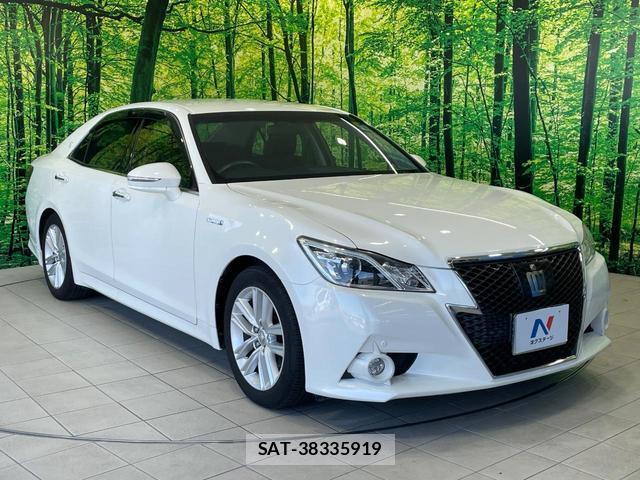 Toyota CROWN HYBRID 2013-07 8282954-15