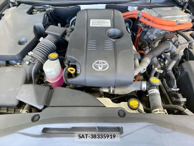 Toyota CROWN HYBRID 2013-07 8282954-17