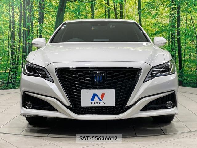 Toyota CROWN HYBRID 2018-12 8282955-13