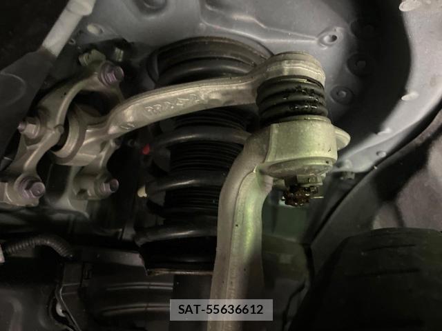 Toyota CROWN HYBRID 2018-12 8282955-19