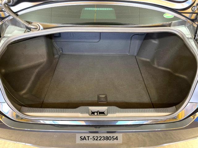 Toyota CROWN HYBRID 2018-07 8283479-10