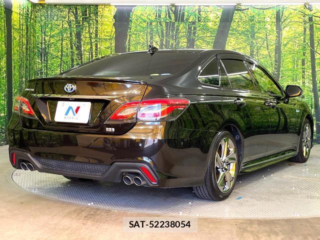 Toyota CROWN HYBRID 2018-07 8283479-16
