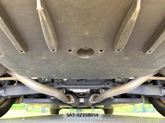 Toyota CROWN HYBRID 2018-07 8283479-18