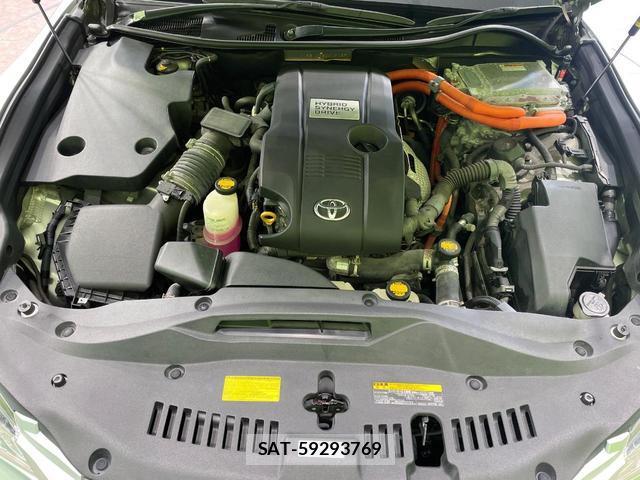 Toyota CROWN HYBRID 2013-09 8283596-17