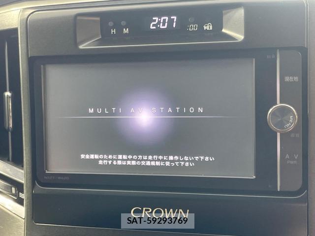 Toyota CROWN HYBRID 2013-09 8283596-3