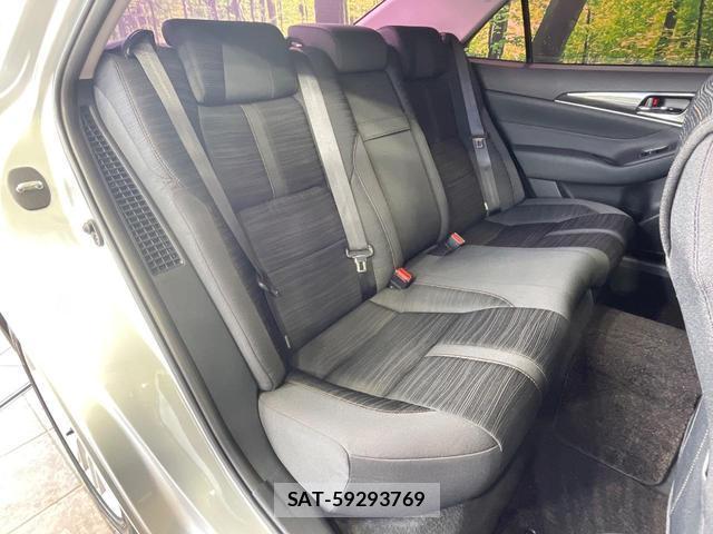 Toyota CROWN HYBRID 2013-09 8283596-8