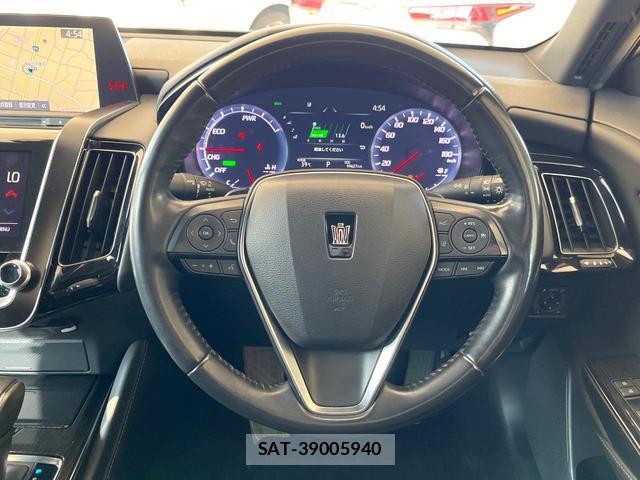 Toyota CROWN HYBRID 2018-07 8284452-13