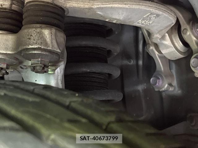 Toyota CROWN HYBRID 2019-03 8285181-19