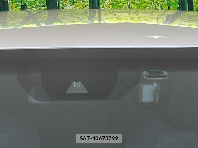Toyota CROWN HYBRID 2019-03 8285181-4