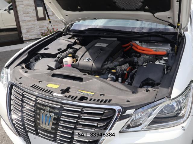 Toyota CROWN HYBRID 2013-09 8285813-4