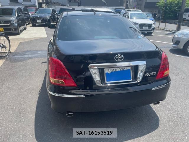 Toyota CROWN MAJESTA 2007-01 8280013-13