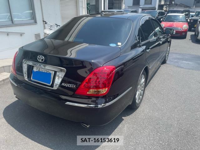 Toyota CROWN MAJESTA 2007-01 8280013-2