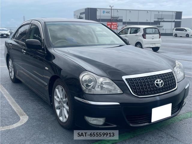 Toyota CROWN MAJESTA 2006-08 8283349-0