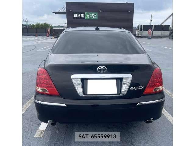 Toyota CROWN MAJESTA 2006-08 8283349-5