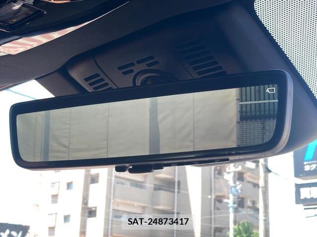 Toyota CROWN 2025-01 8279435-4