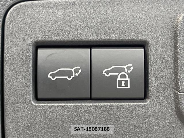 Toyota CROWN 2023-12 8279627-6