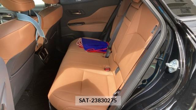 Toyota CROWN 2025-12 8280857-6