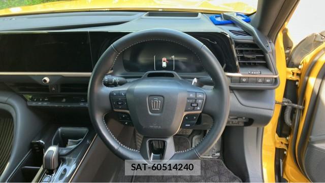 Toyota CROWN 2024-08 8281413-16