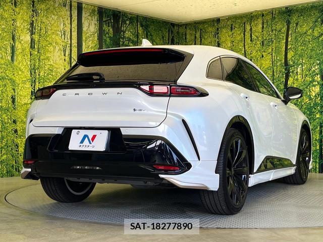 Toyota CROWN 2025-02 8284898-16