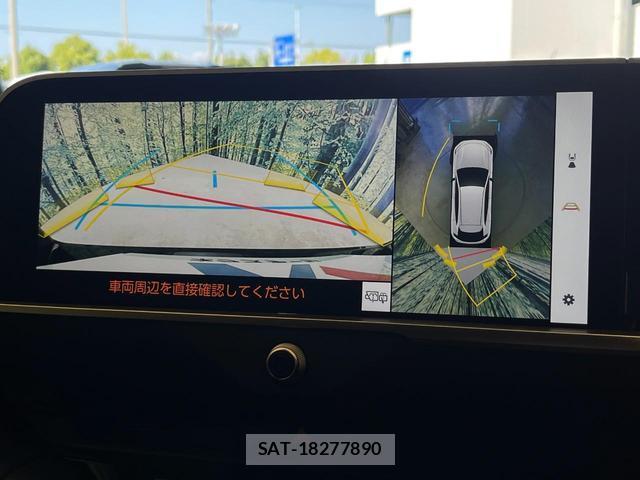Toyota CROWN 2025-02 8284898-5