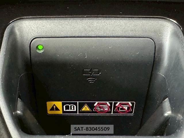 Toyota CROWN 2024-09 8285768-11