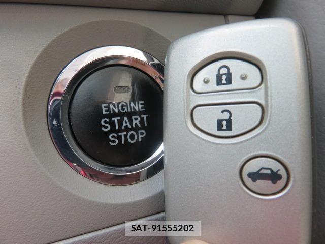 Toyota CROWN 2011-02 8277686-5