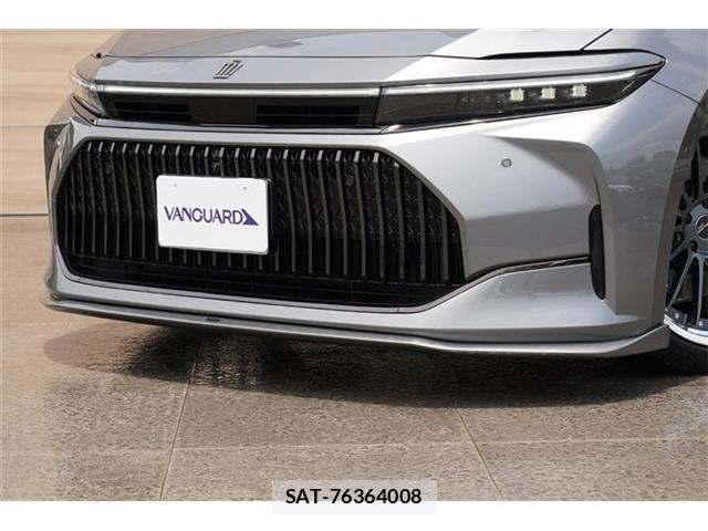 Toyota CROWN 2026-01 8278107-4