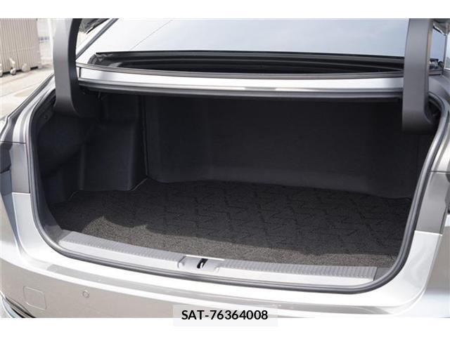 Toyota CROWN 2026-01 8278107-9